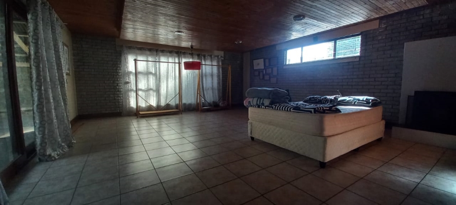 4 Bedroom Property for Sale in Retreat Western Cape